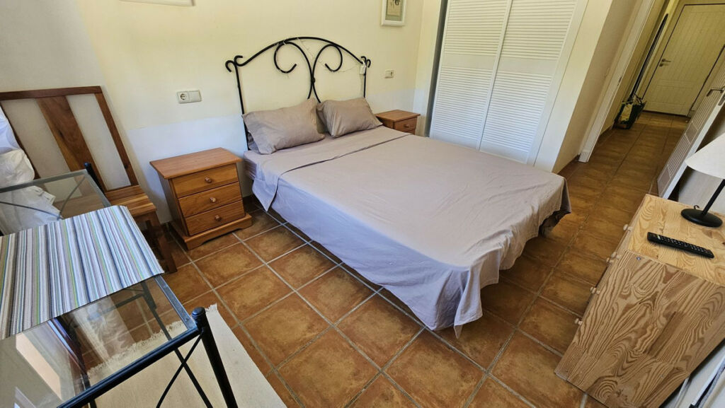 Middle Floor Apartment Estepona Málaga - image 22