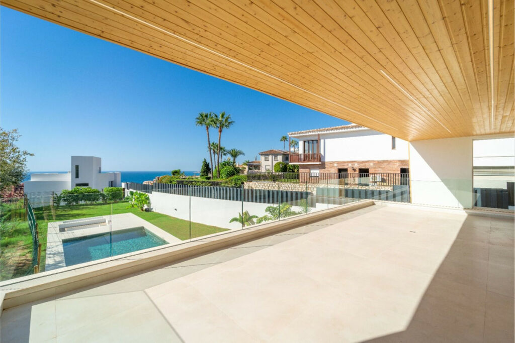 Detached Villa La Capellania Málaga - image 23