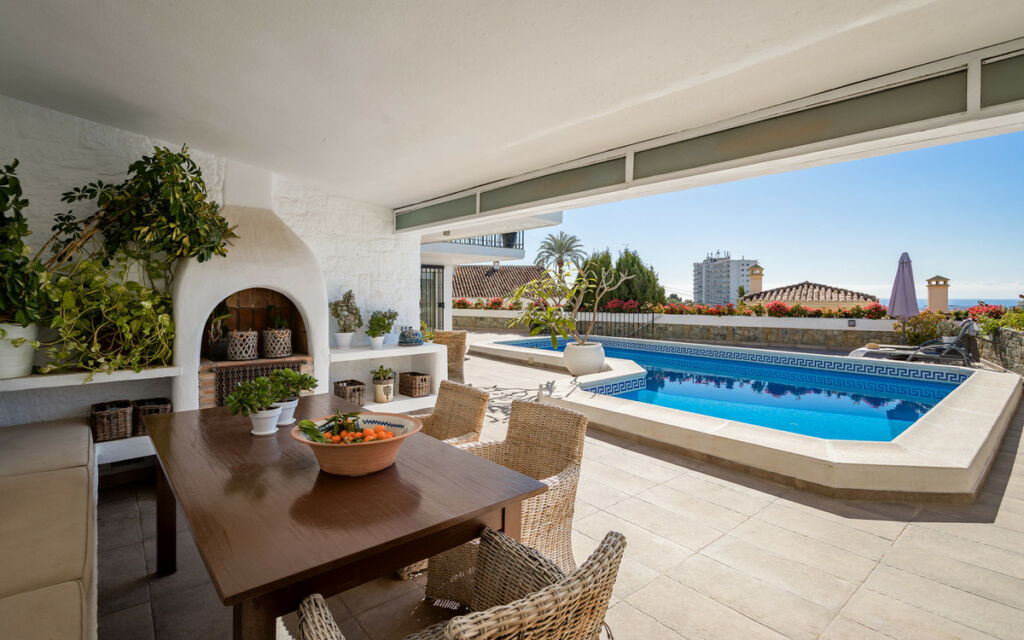 Detached Villa Nueva Andalucía Málaga - image 23