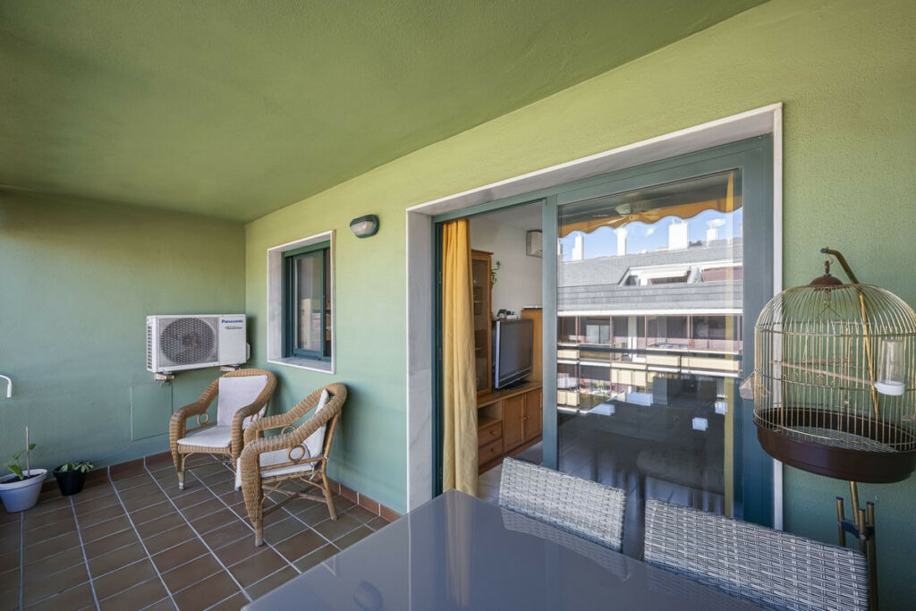 Middle Floor Apartment Fuengirola Málaga - image 23
