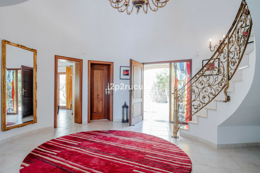 Detached Villa Moraira Alicante - image 23
