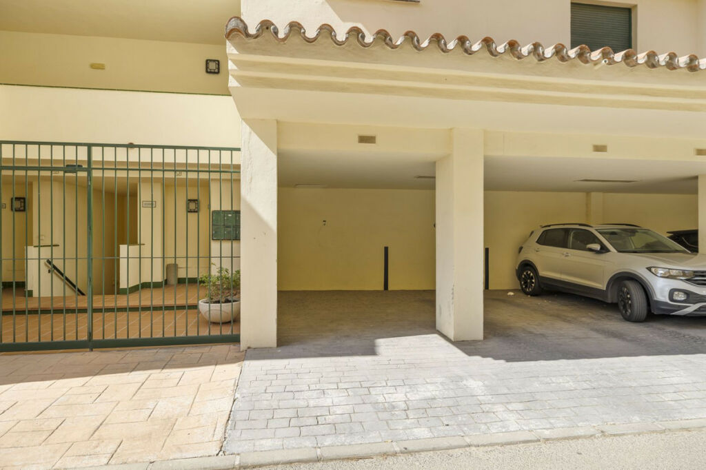 Ground Floor Apartment Torrequebrada Málaga - image 23