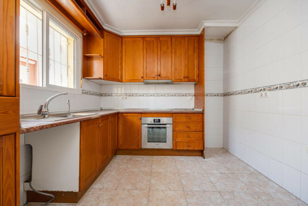 Townhouse Los Montesinos Alicante - image 23