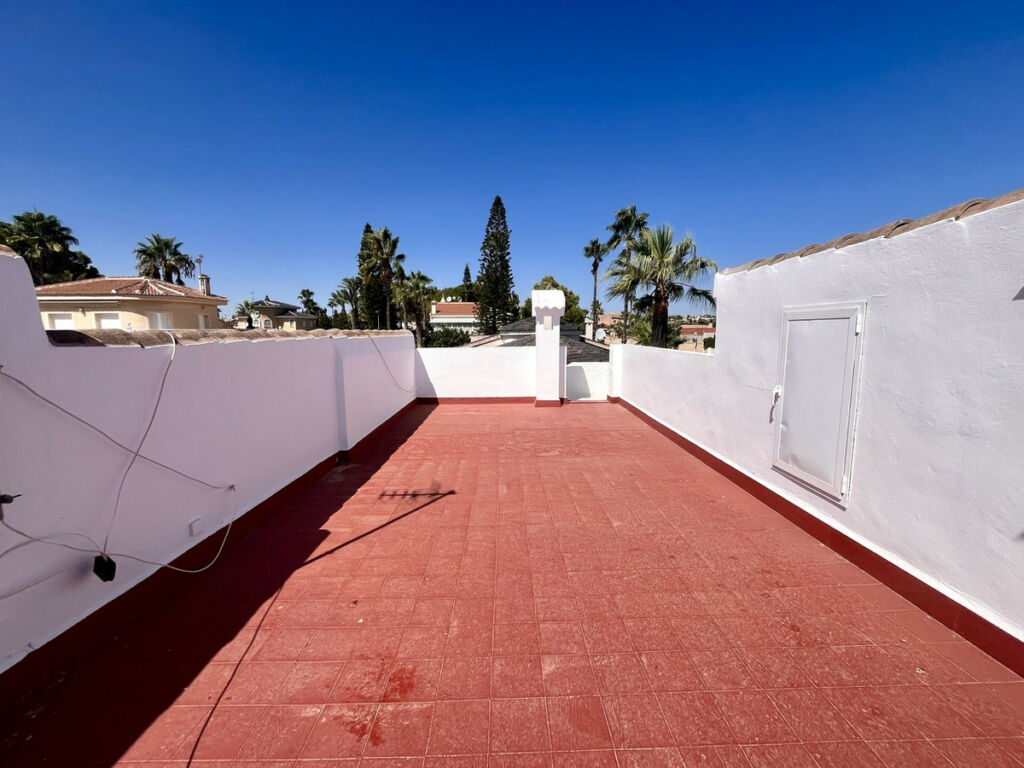 Detached Villa Rojales Alicante - image 22