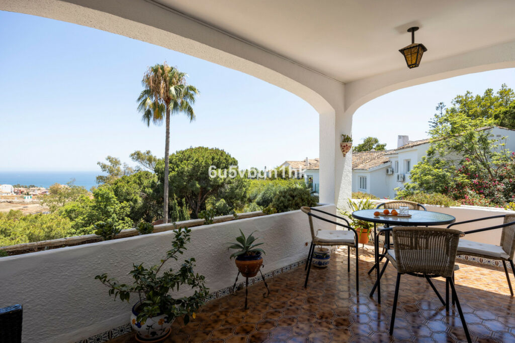 Detached Villa Torremuelle Málaga - image 24