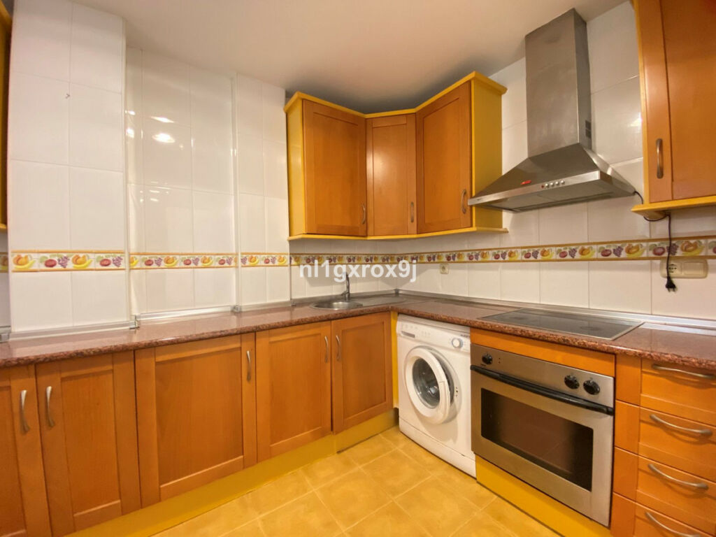 Middle Floor Apartment Nueva Andalucía Málaga - image 22
