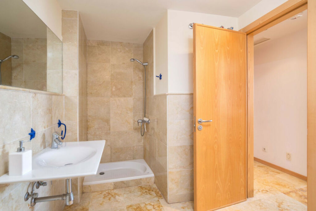 Ground Floor Apartment Altos de los Monteros Málaga - image 24