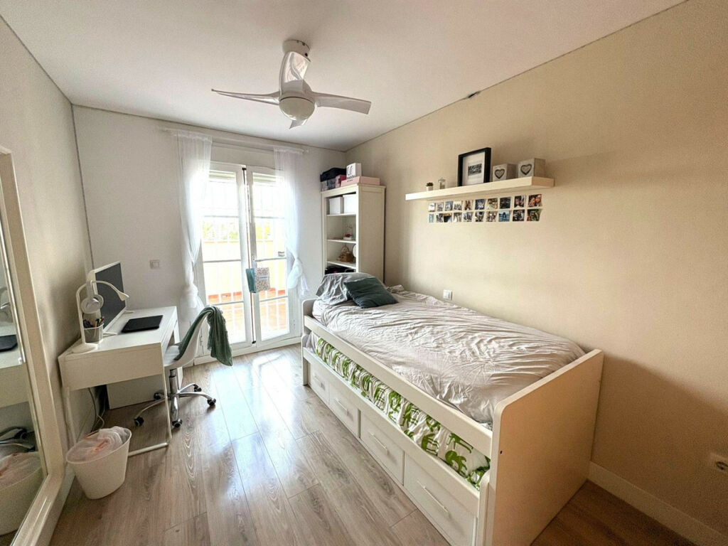 Townhouse Torremolinos Málaga - image 24