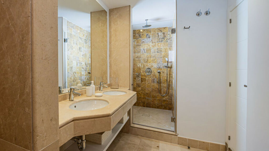 Detached Villa Benalmadena Málaga - image 24