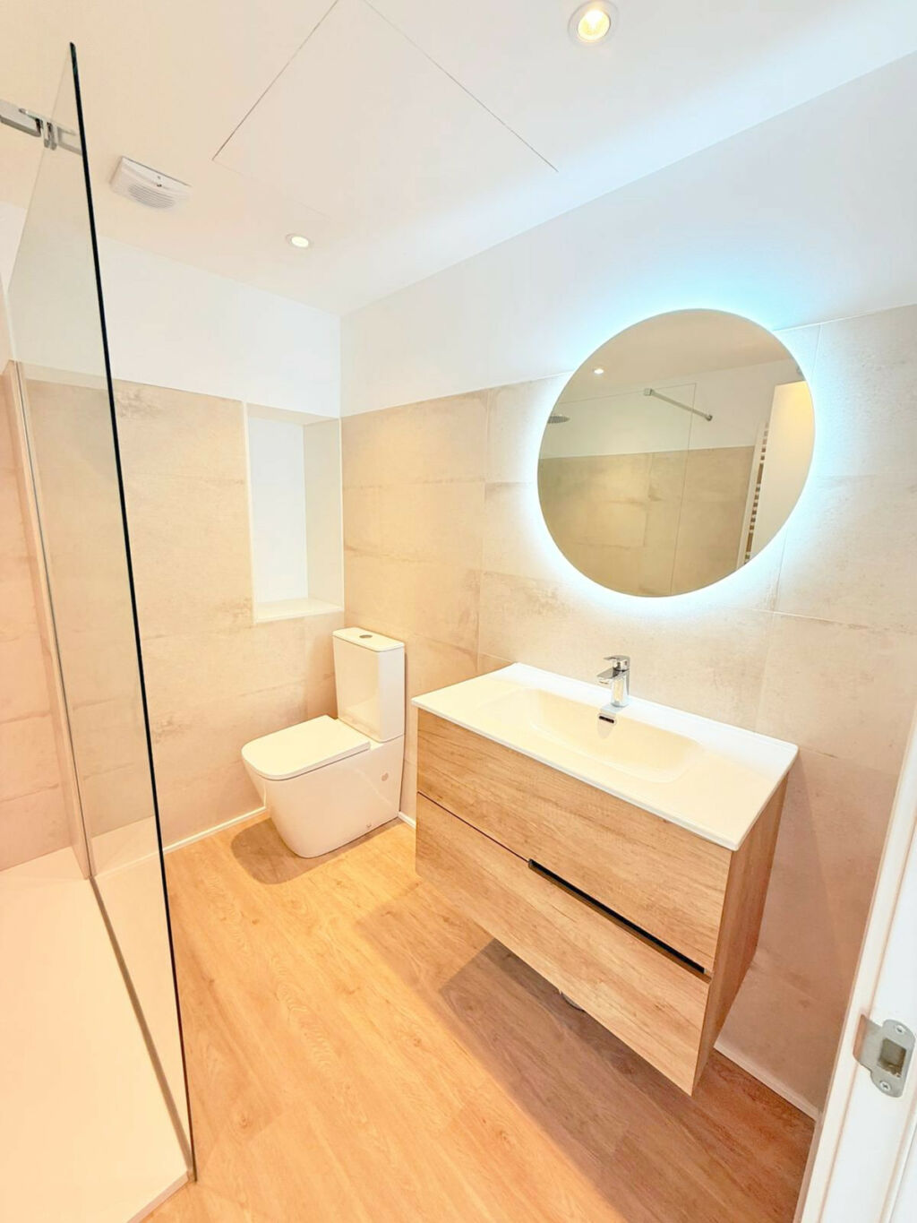 Middle Floor Apartment Estepona Málaga - image 24