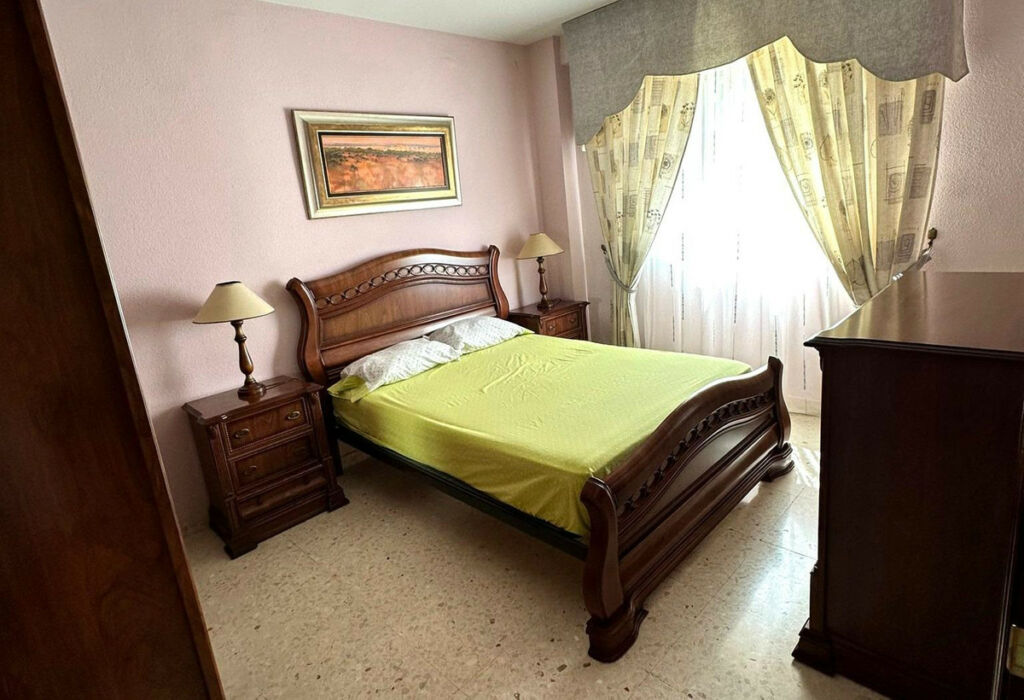 Middle Floor Apartment Benalmadena Málaga - image 34