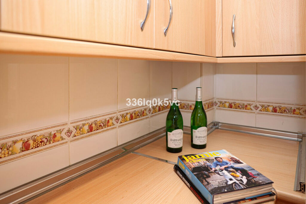 Middle Floor Apartment Benahavís Málaga - image 24