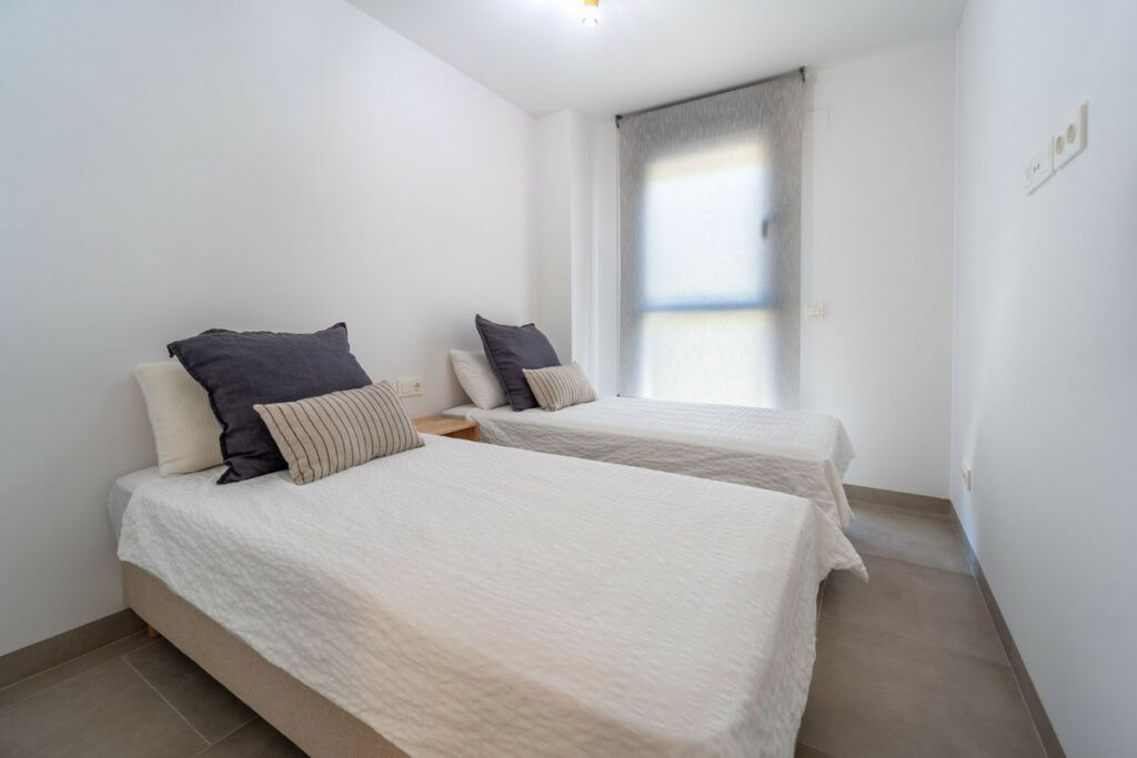Middle Floor Apartment Fuengirola Málaga - image 24