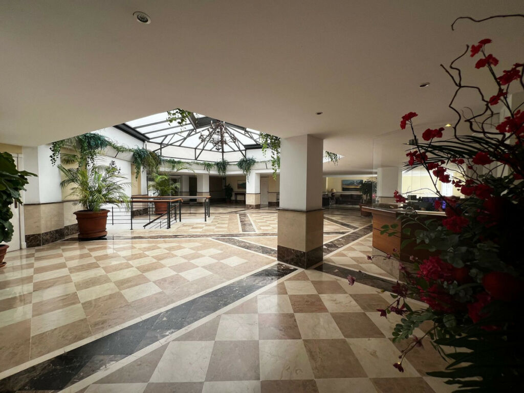Middle Floor Apartment Puerto Banús Málaga - image 24