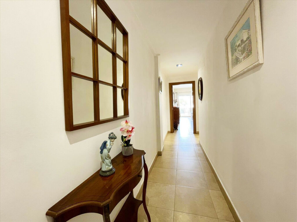 Middle Floor Apartment Calpe Alicante - image 24