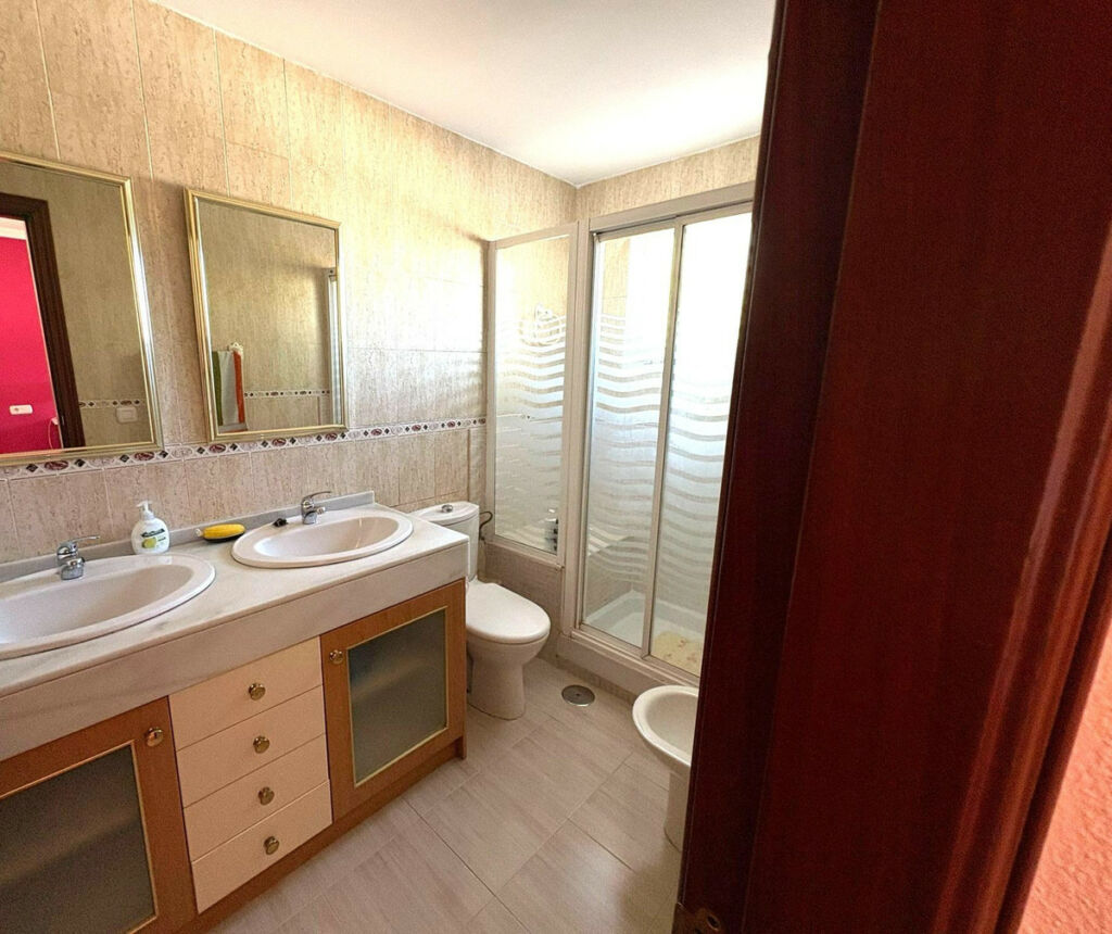 Townhouse Arroyo de la Miel Málaga - image 24