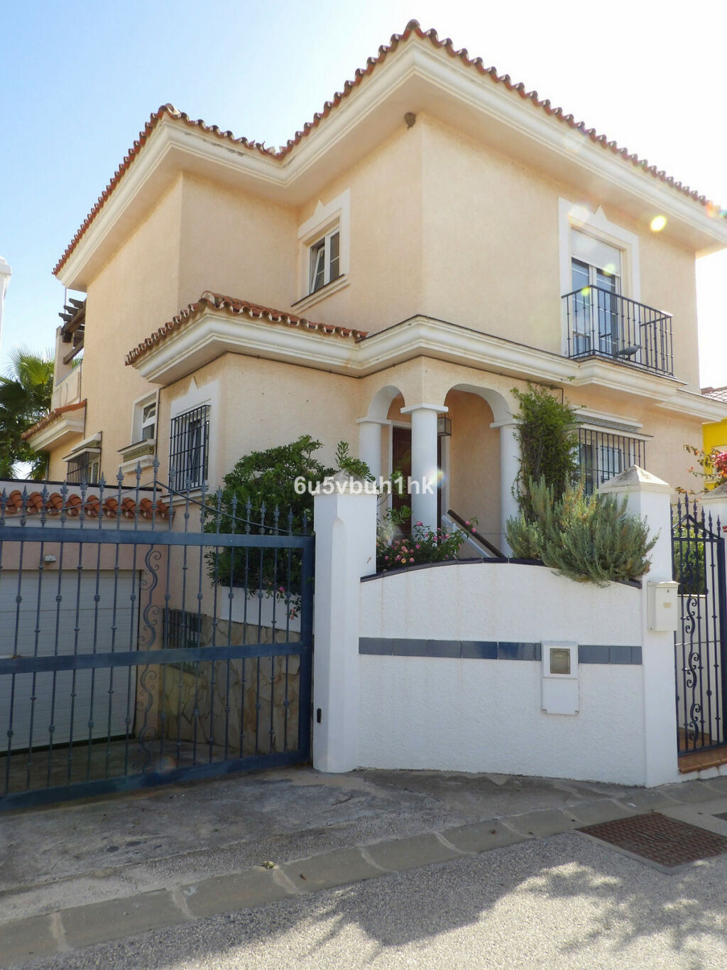 Detached Villa Fuengirola Málaga - image 24