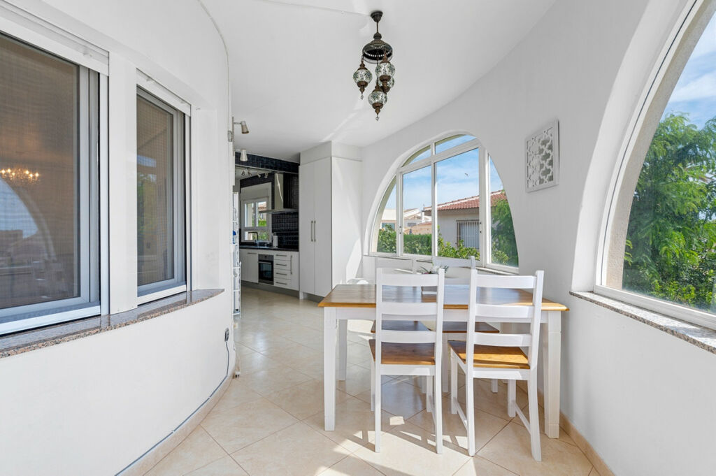 Detached Villa Ciudad Quesada Alicante - image 23