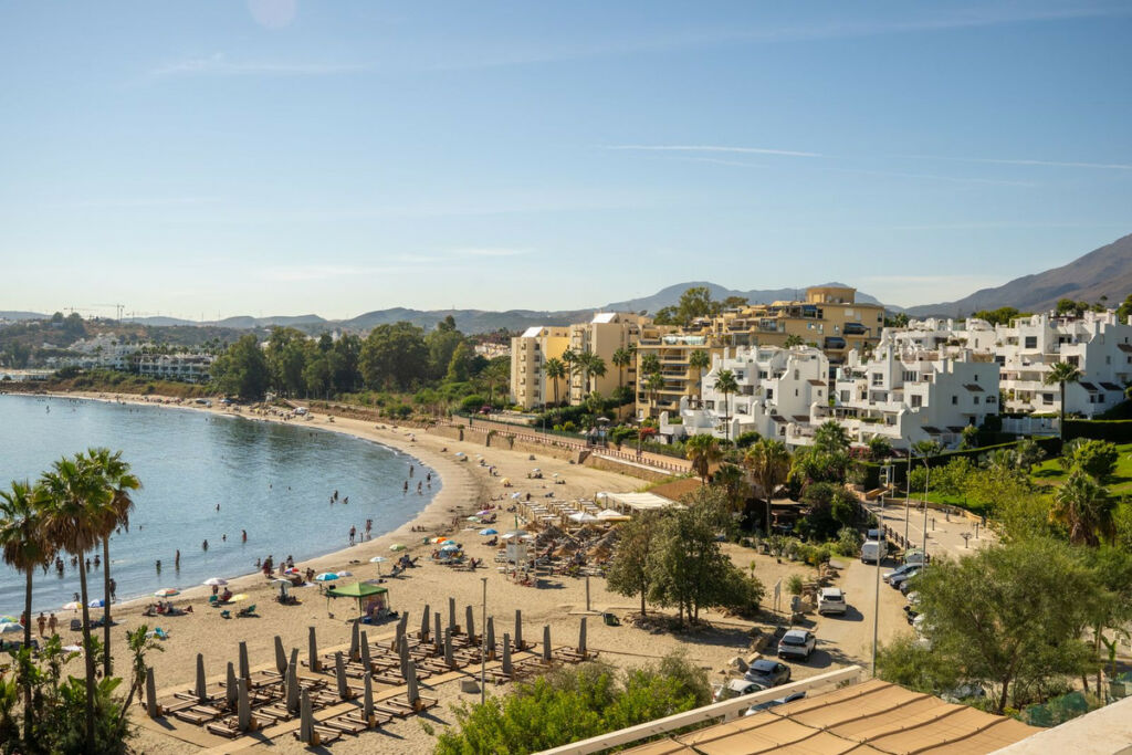Top Floor Apartment Estepona Málaga - image 24