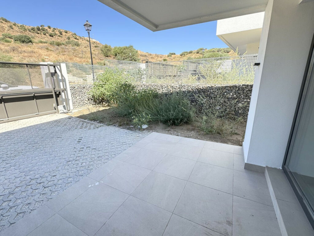 Semi-Detached House Riviera del Sol Málaga - image 24