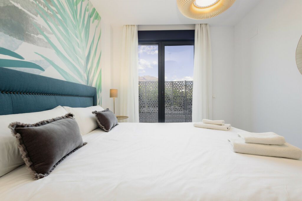 Middle Floor Apartment Estepona Málaga - image 24