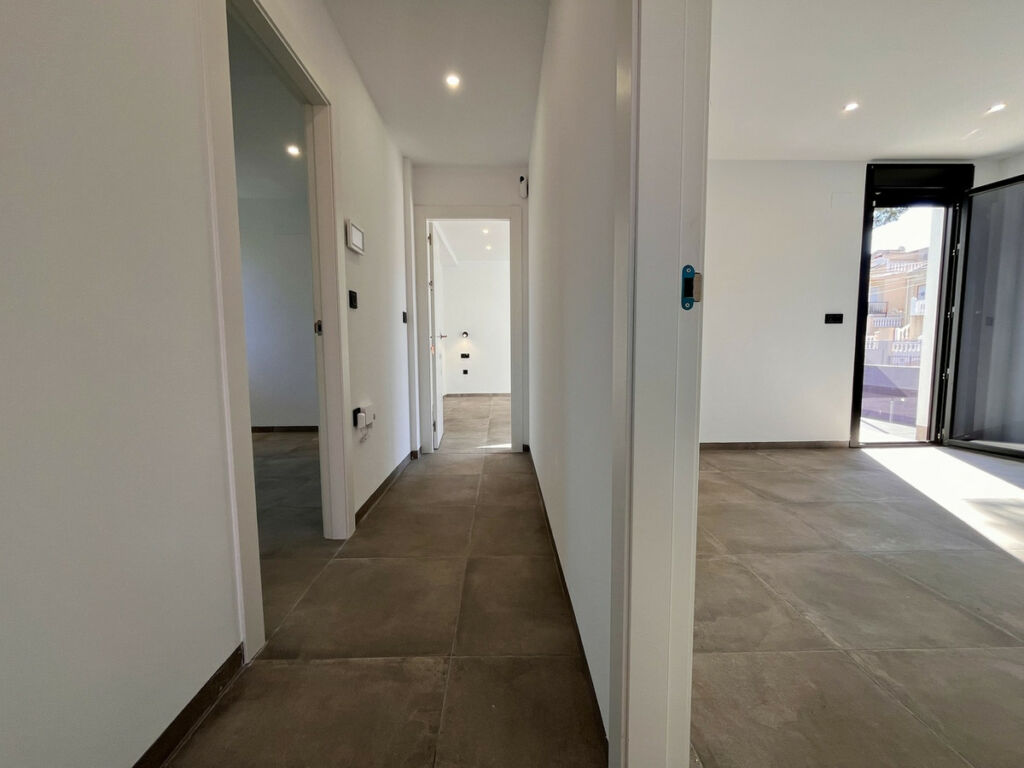 Detached Villa Torrevieja Alicante - image 24