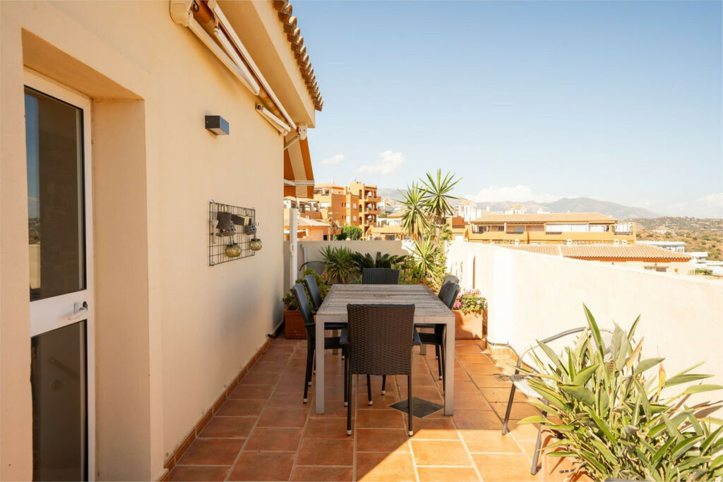 Top Floor Apartment Riviera del Sol Málaga - image 24
