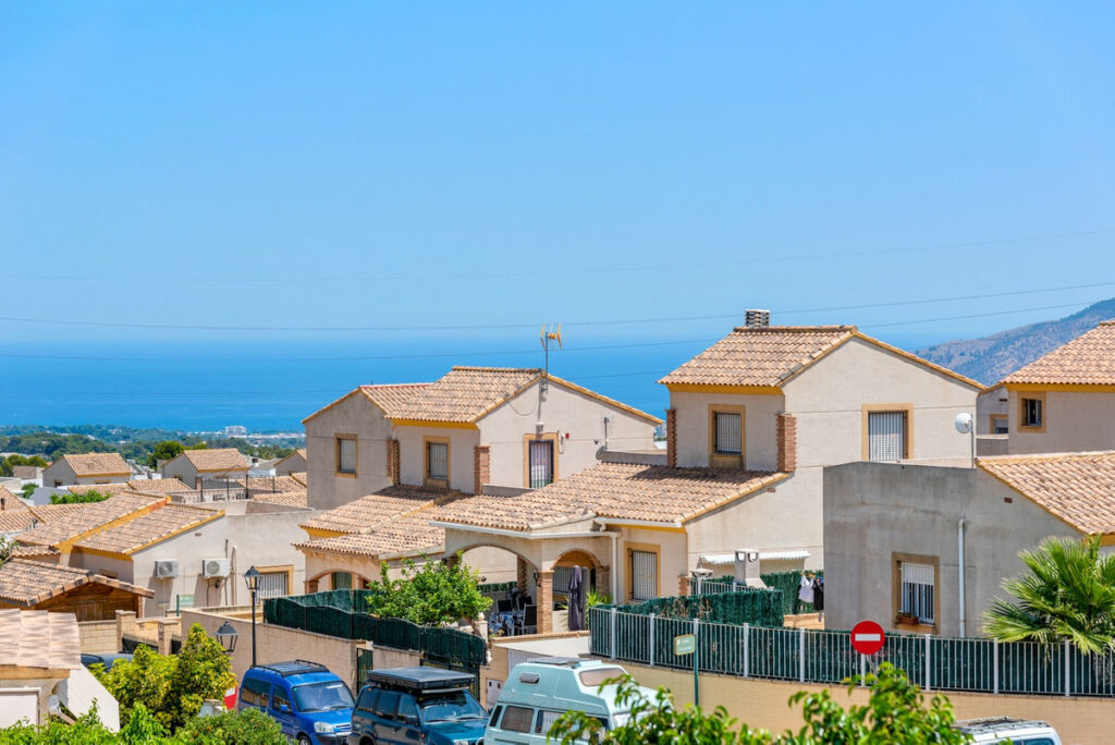 Detached Villa Polop Alicante - image 24