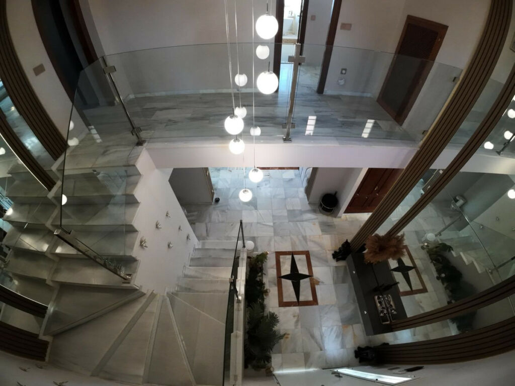 Detached Villa Guadalmina Alta Málaga - image 23