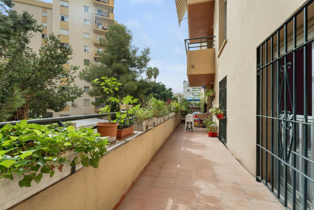 Middle Floor Apartment Marbella Málaga - image 24
