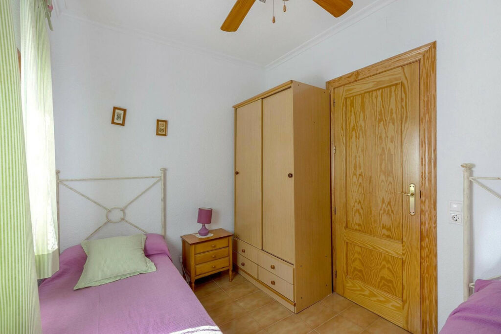 Ground Floor Apartment Torrevieja Alicante - image 24