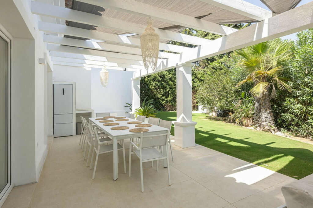 Detached Villa Sotogrande Costa Cádiz - image 24