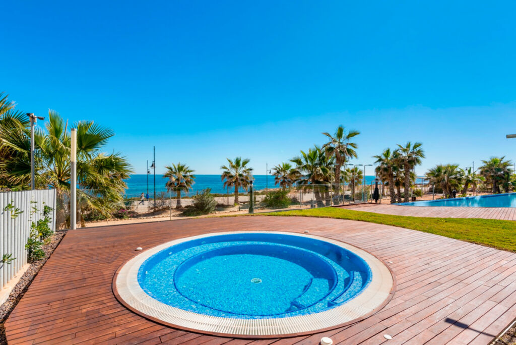 Middle Floor Apartment Punta Prima Alicante - image 24