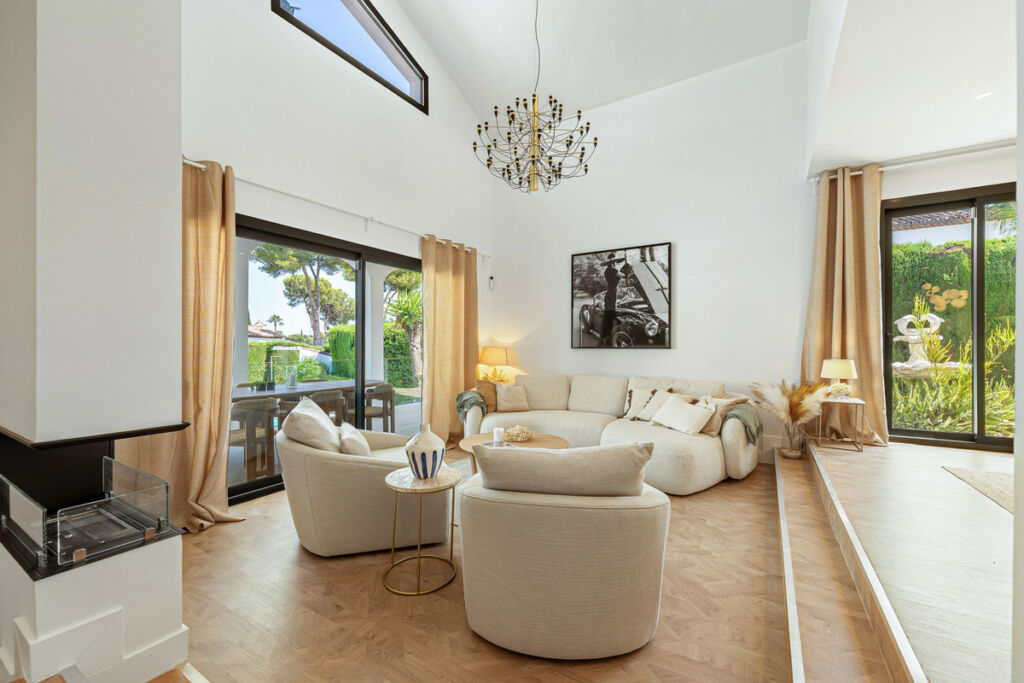 Detached Villa Nueva Andalucía Málaga - image 24
