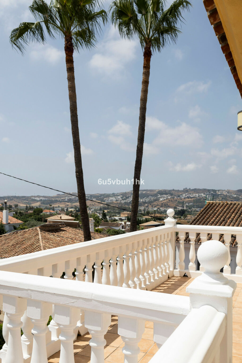 Detached Villa Sierrezuela Málaga - image 24
