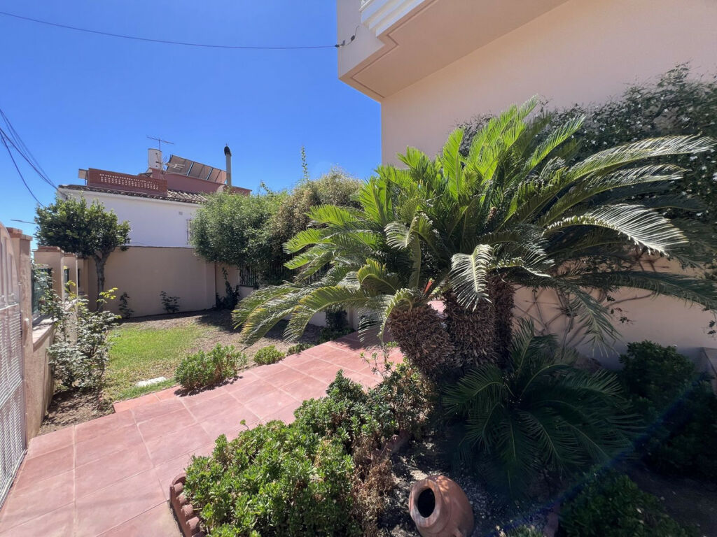 Semi-Detached House Benalmadena Málaga - image 24