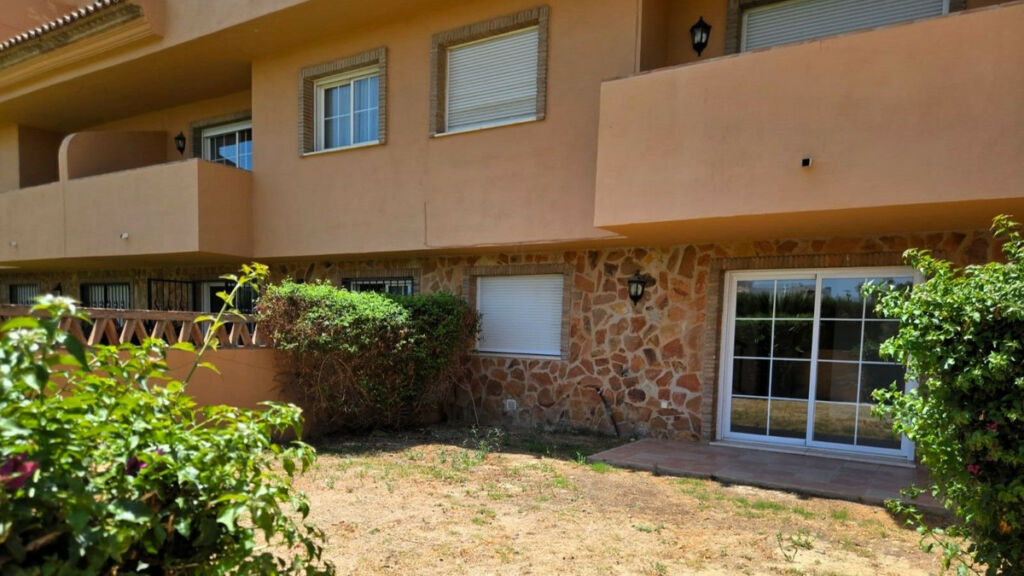 Townhouse La Cala de Mijas Málaga - image 24