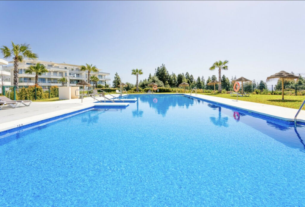 Middle Floor Apartment El Chaparral Málaga - image 24