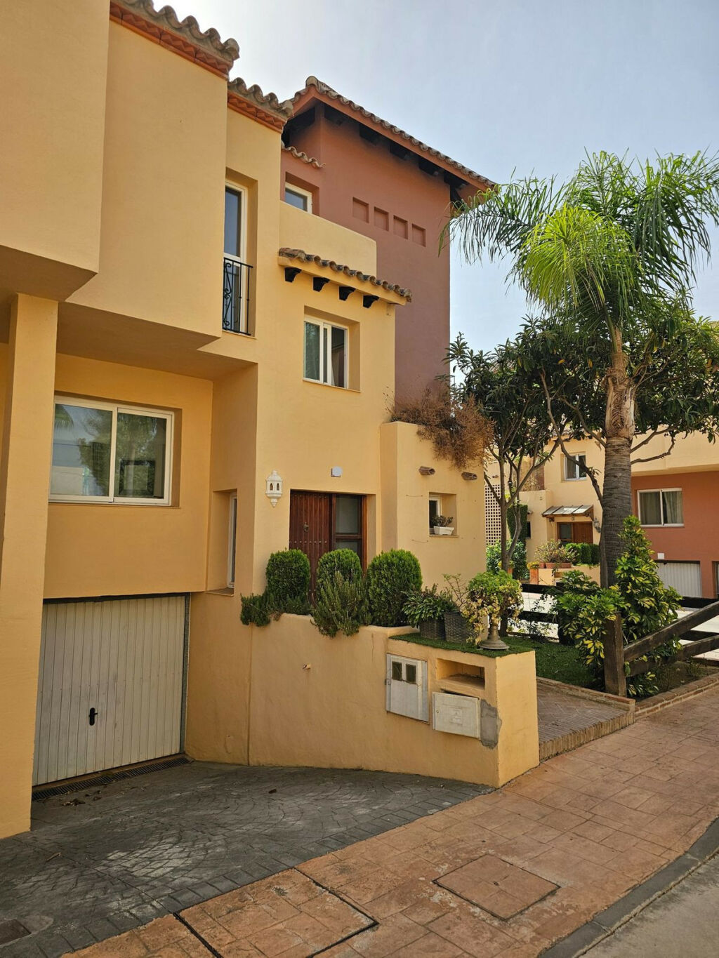 Semi-Detached House Nueva Andalucía Málaga - image 24