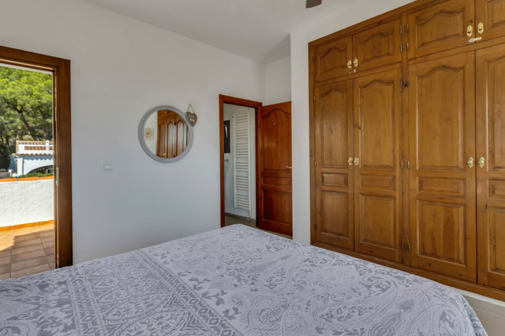 Detached Villa La Fustera Alicante - image 24