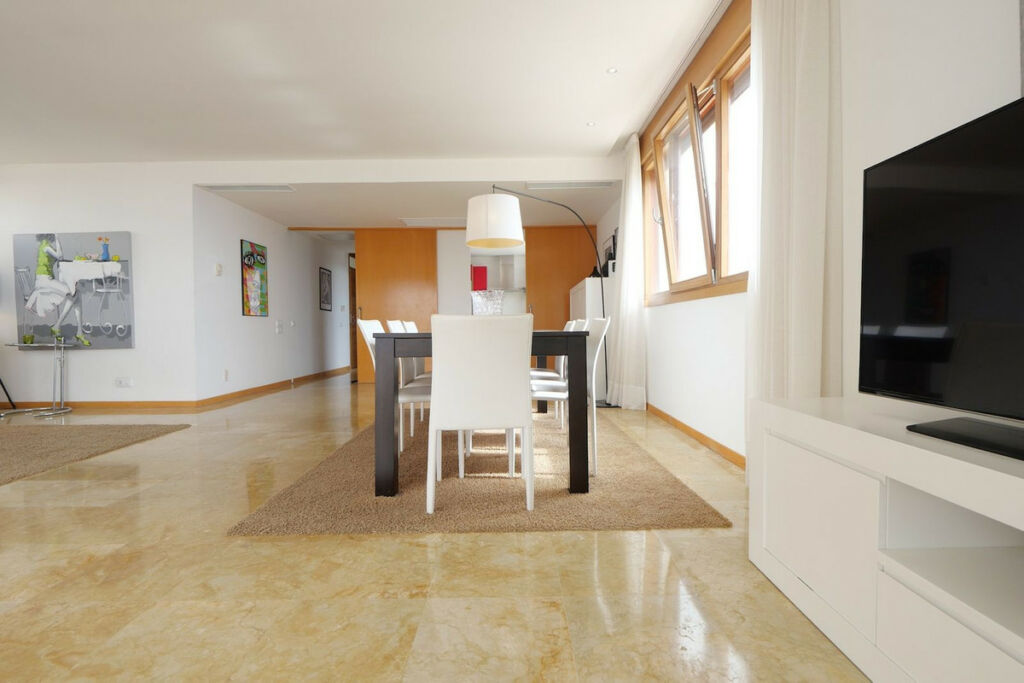 Penthouse Altos de los Monteros Málaga - image 24