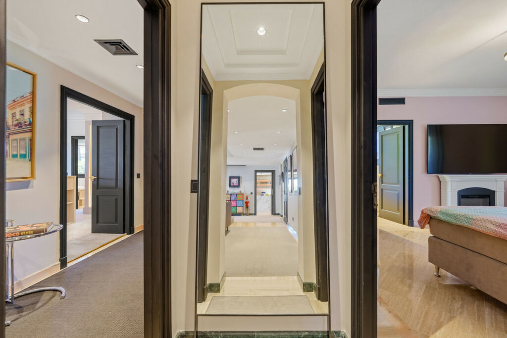 Penthouse Duplex The Golden Mile Málaga - image 24