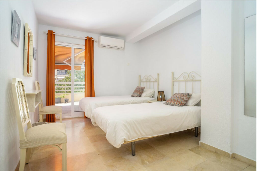 Middle Floor Apartment Marbella Málaga - image 24