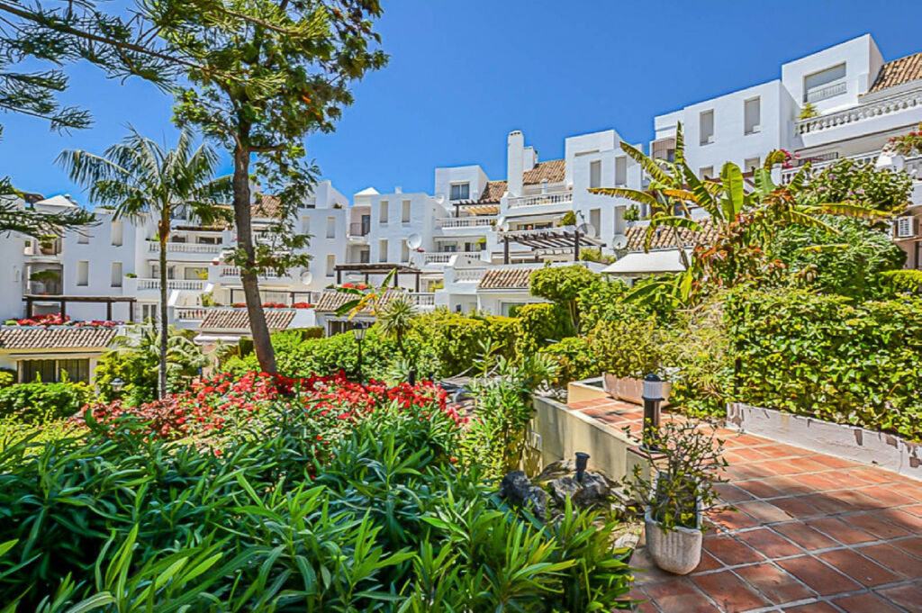 Ground Floor Apartment Elviria Málaga - image 24