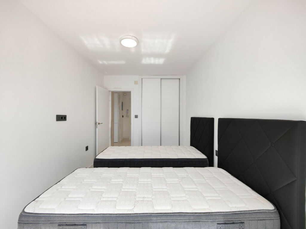 Middle Floor Apartment Punta Prima Alicante - image 25