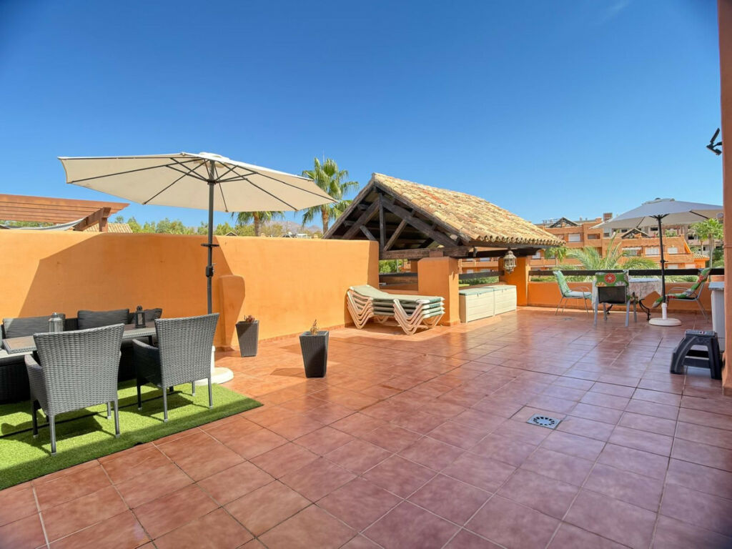 Penthouse Casares Málaga - image 25