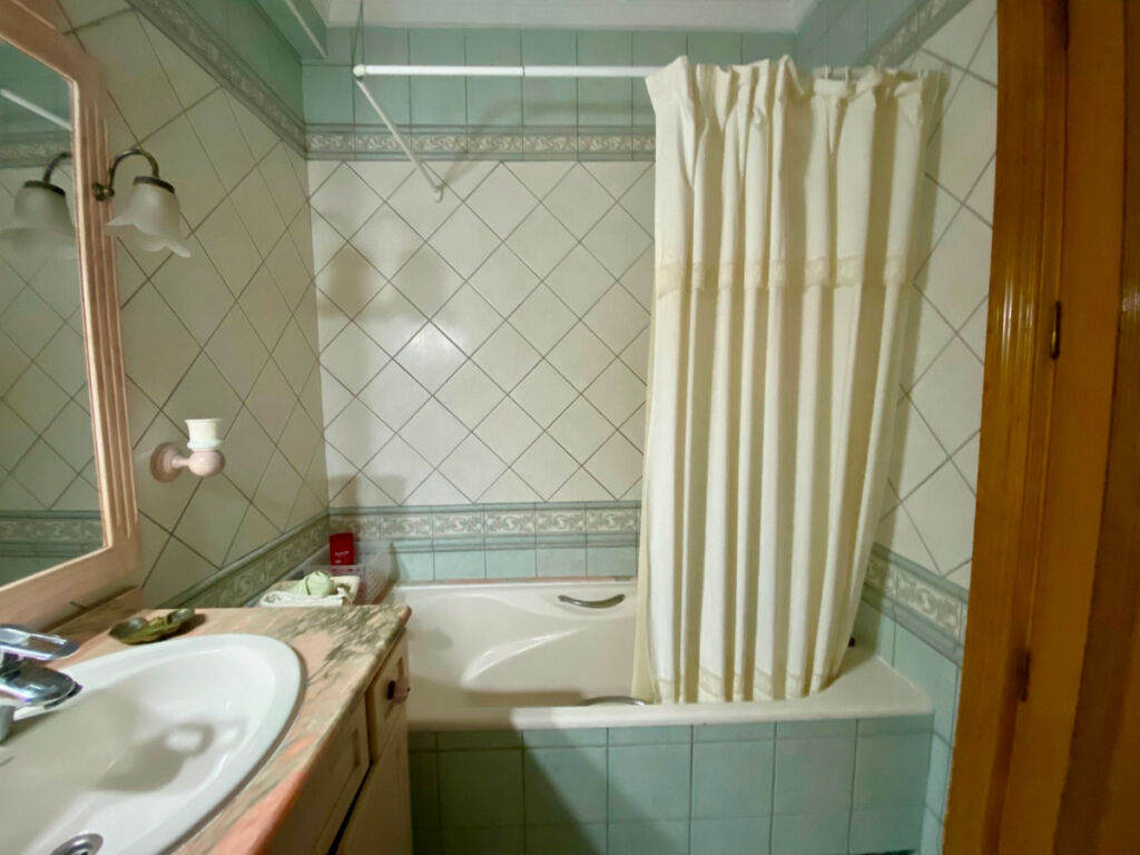 Middle Floor Apartment Playa Del Cura Alicante - image 25