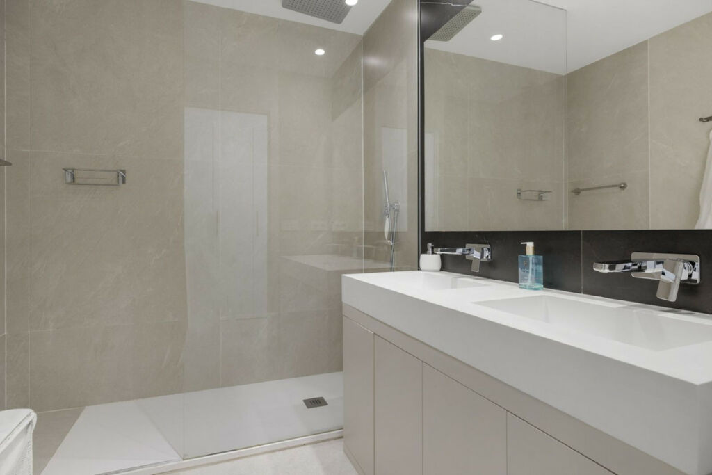 Ground Floor Apartment Benahavís Málaga - image 25