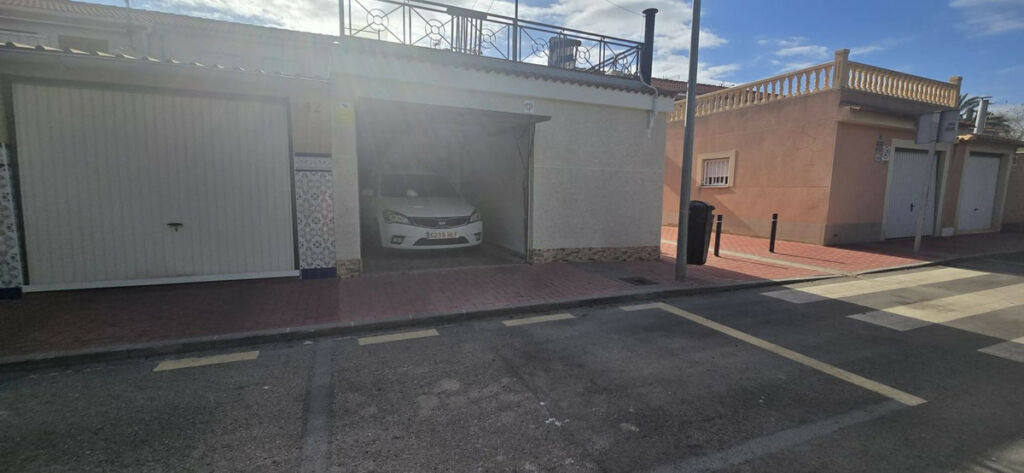 Semi-Detached House Torrevieja Alicante - image 25