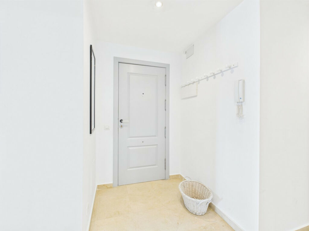 Ground Floor Apartment La Duquesa Málaga - image 25